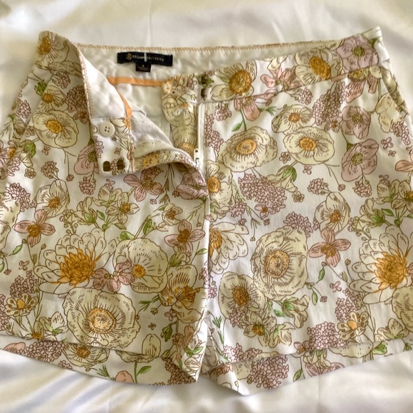 Shorts BUNDLE - Picture 6 of 7